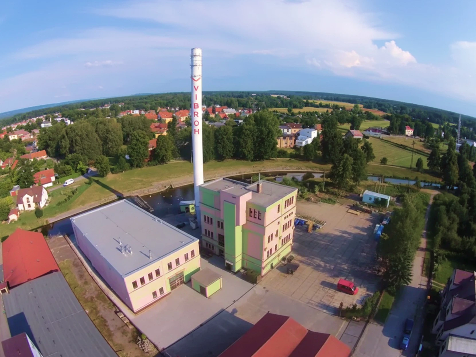 Sídlo společnosti Vibrom z dronu